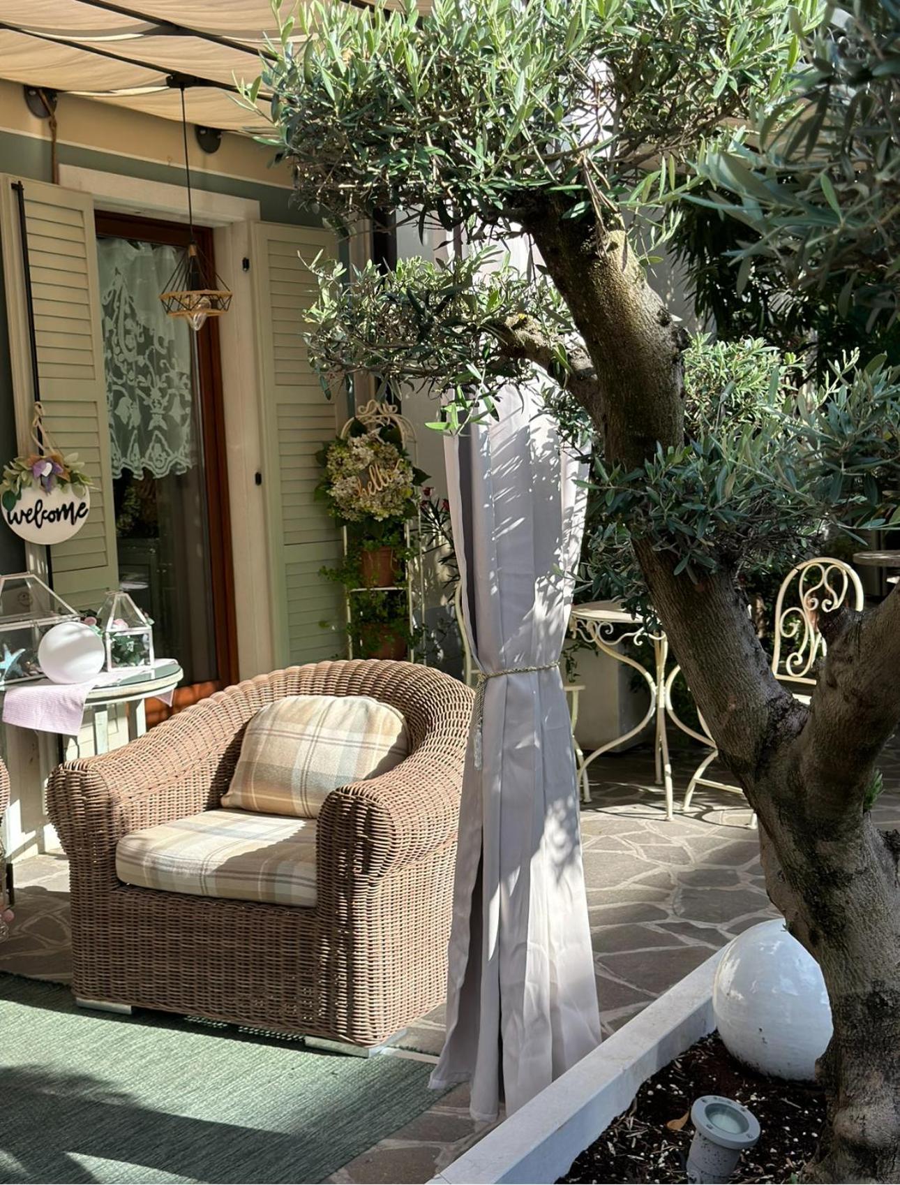 B&B Sul Garda Castelnuovo del Garda Buitenkant foto